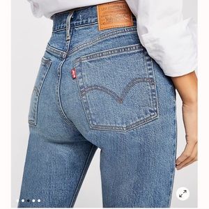Levi’s wedgie